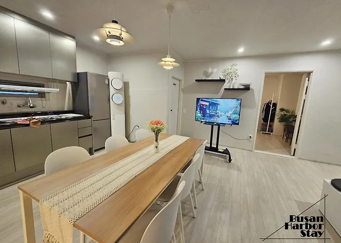Harbor Apartment